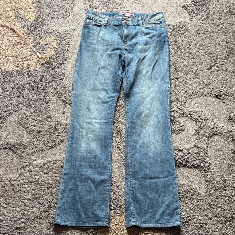 GAP Women's Flare Jeans in Medium Wash